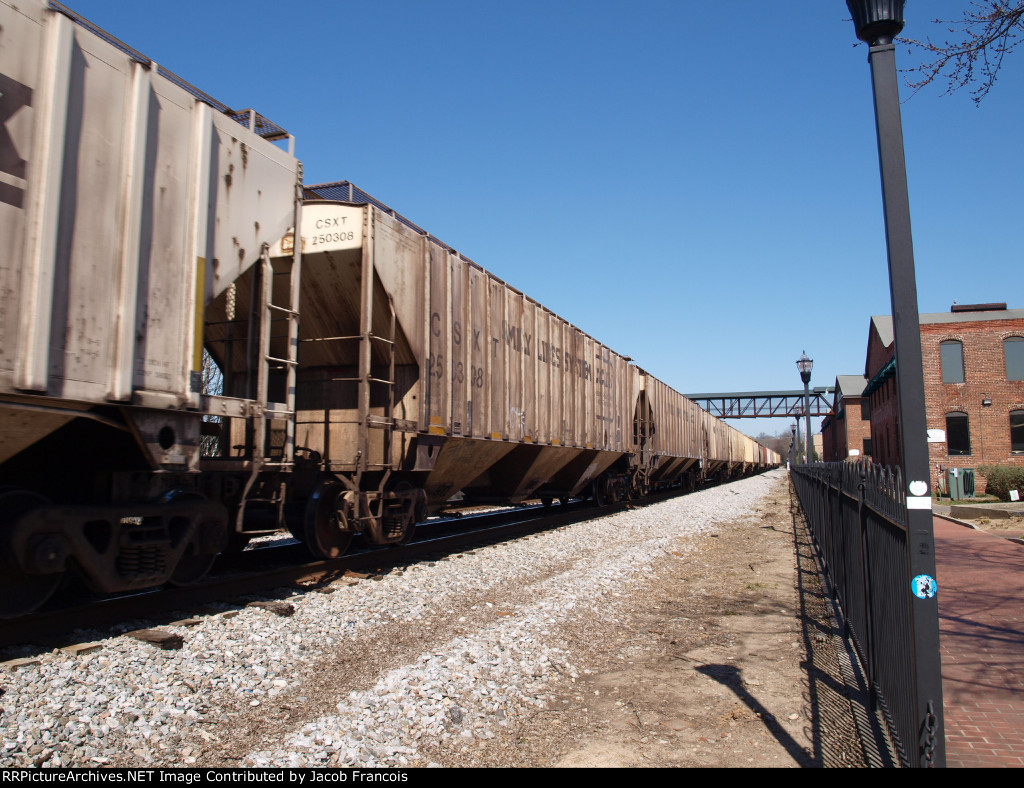 CSXT 250308